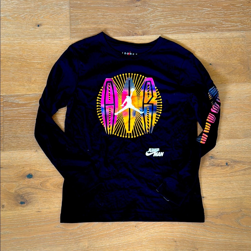 NWT Jordan Long Sleeve Tee Youth Large